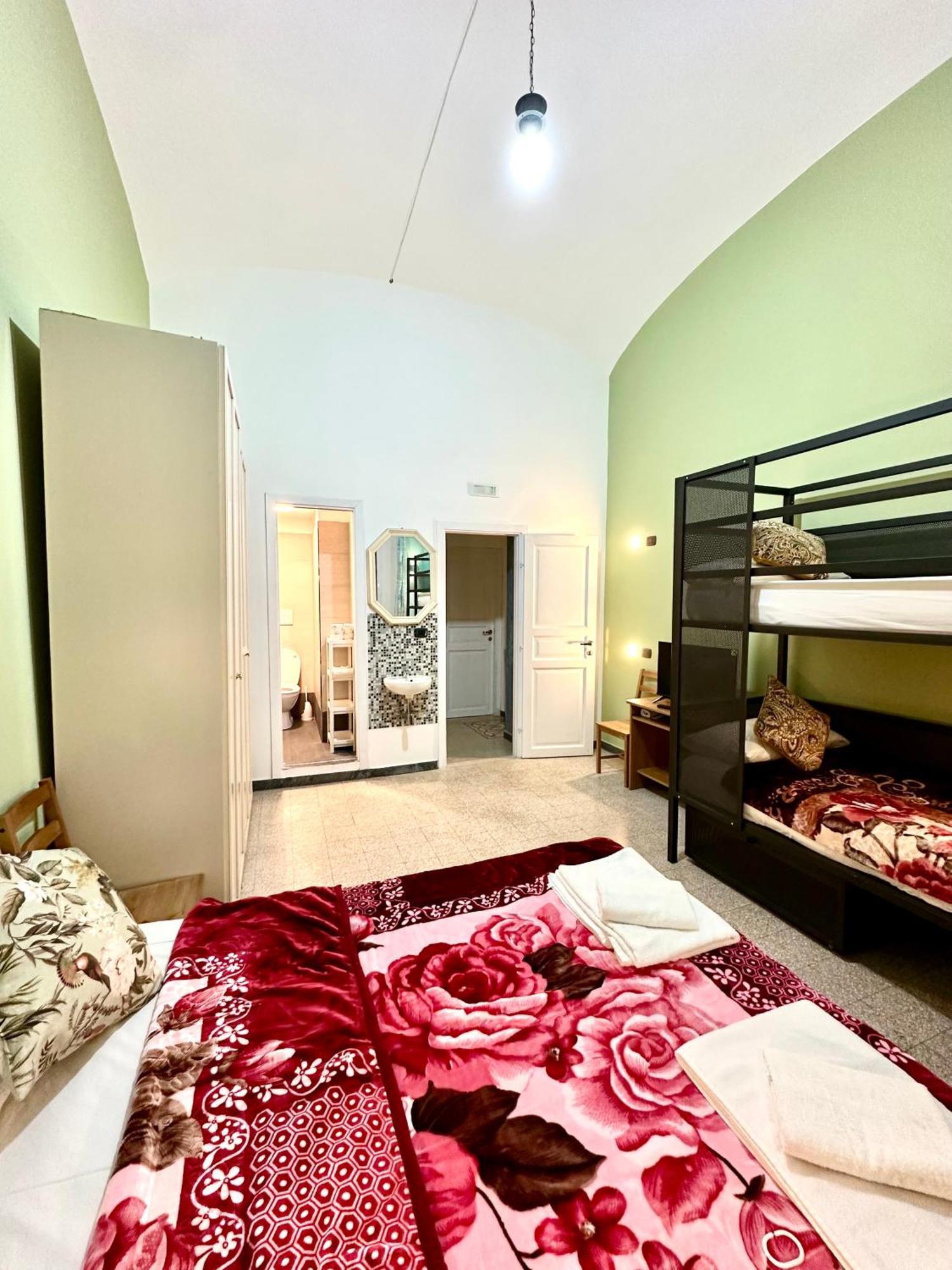 B&B Termini Colosseo Suite Рим Екстер'єр фото