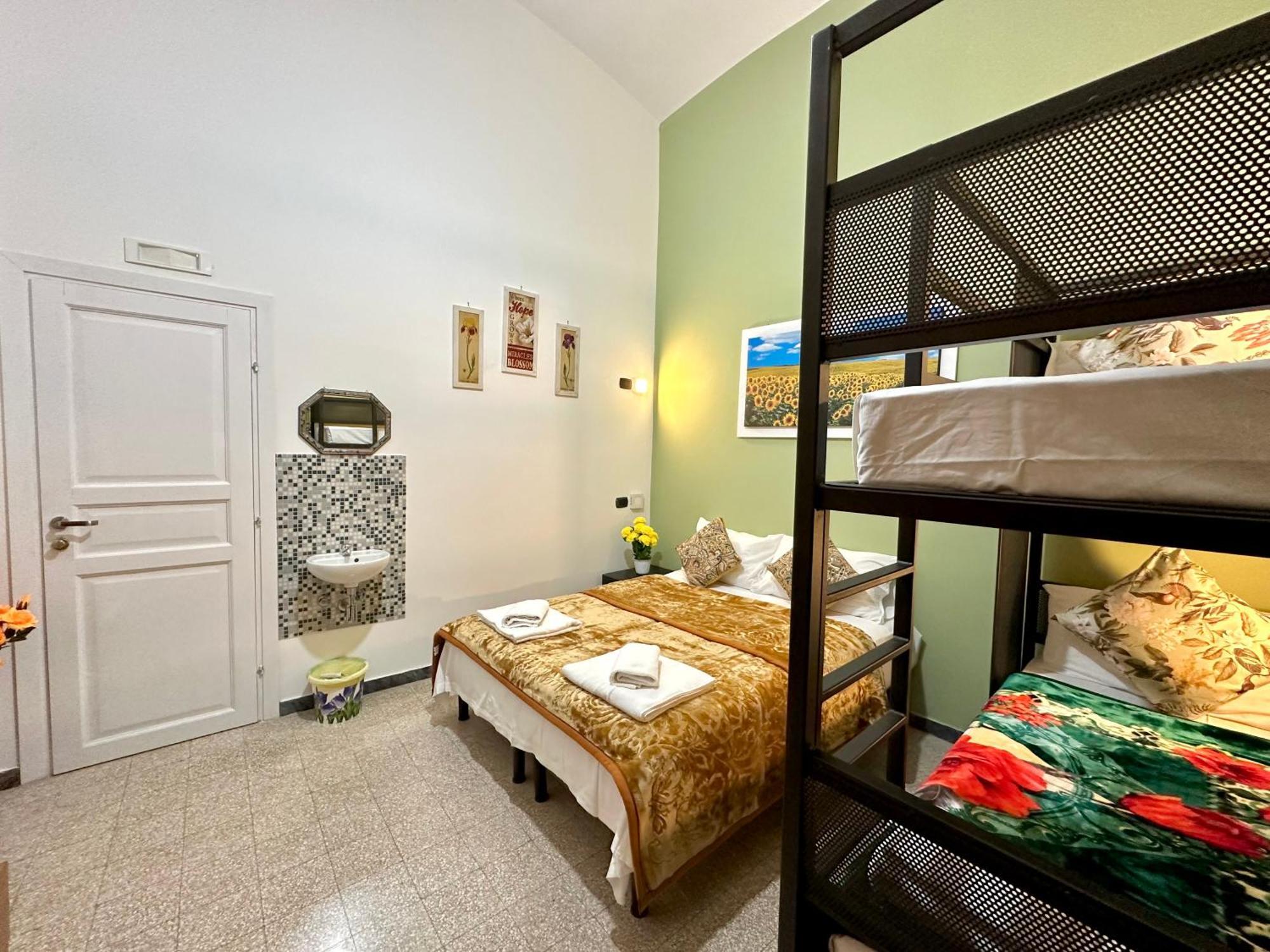 B&B Termini Colosseo Suite Рим Екстер'єр фото